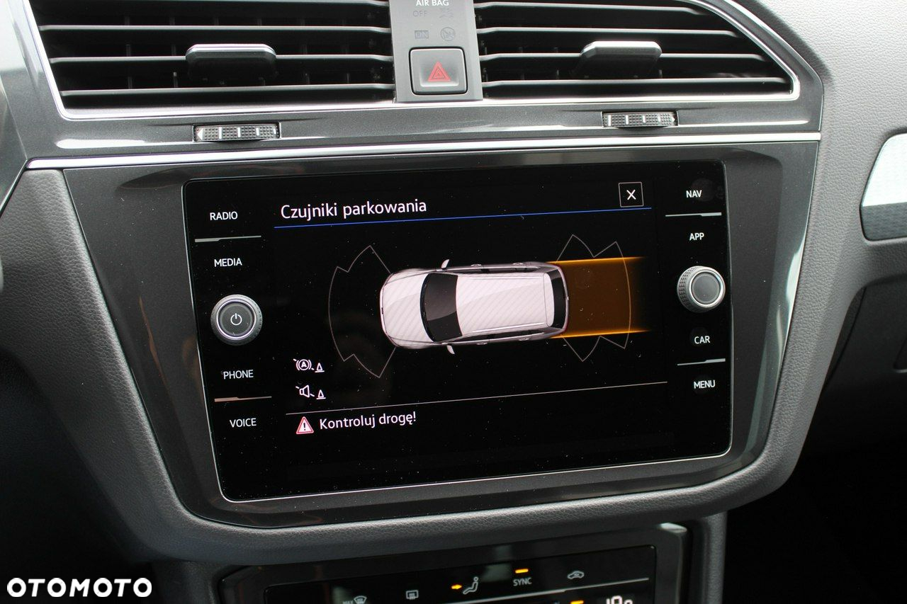Volkswagen Tiguan - 26