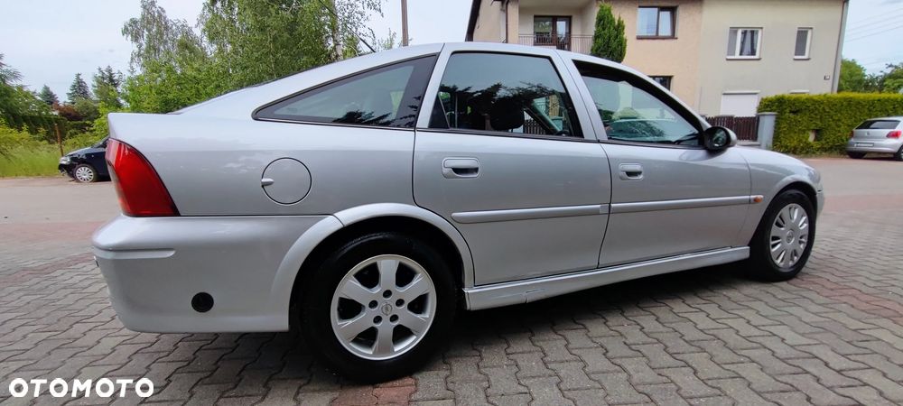 Opel Vectra 1.8 Comfort - 7