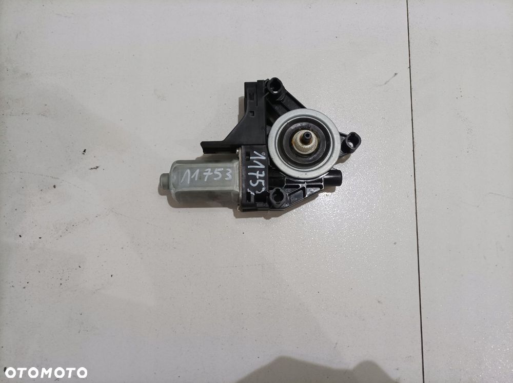 VOLVO V40 SILNIK SZYBY LEWY PRZÓD