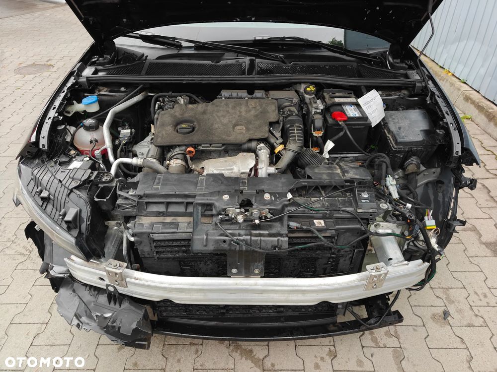 Peugeot 308 BlueHDi FAP 130 EAT8 Stop & Start GT - 7