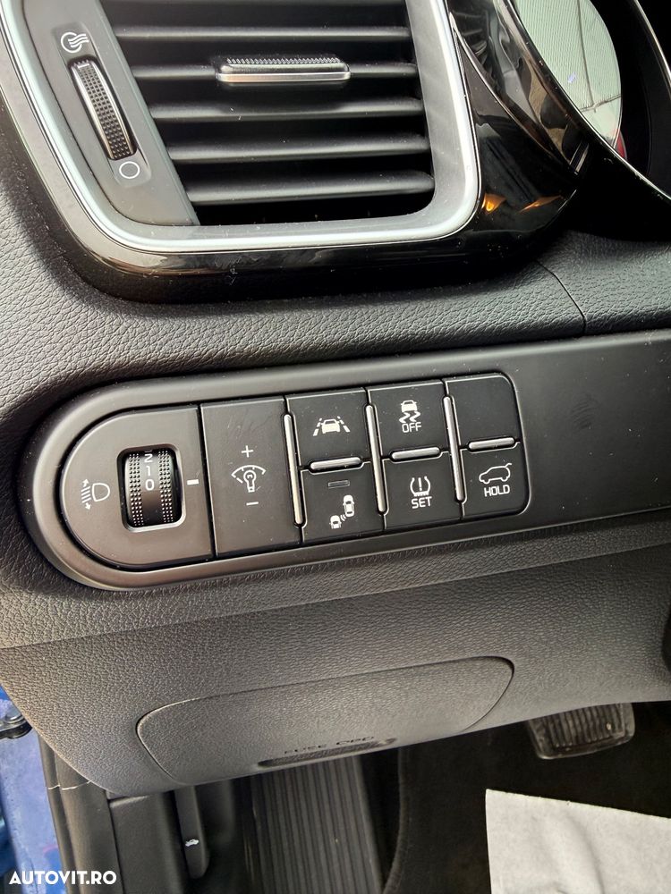 Kia XCeed 1.6 CRDi DCT7 LAUNCH EDITION - 12