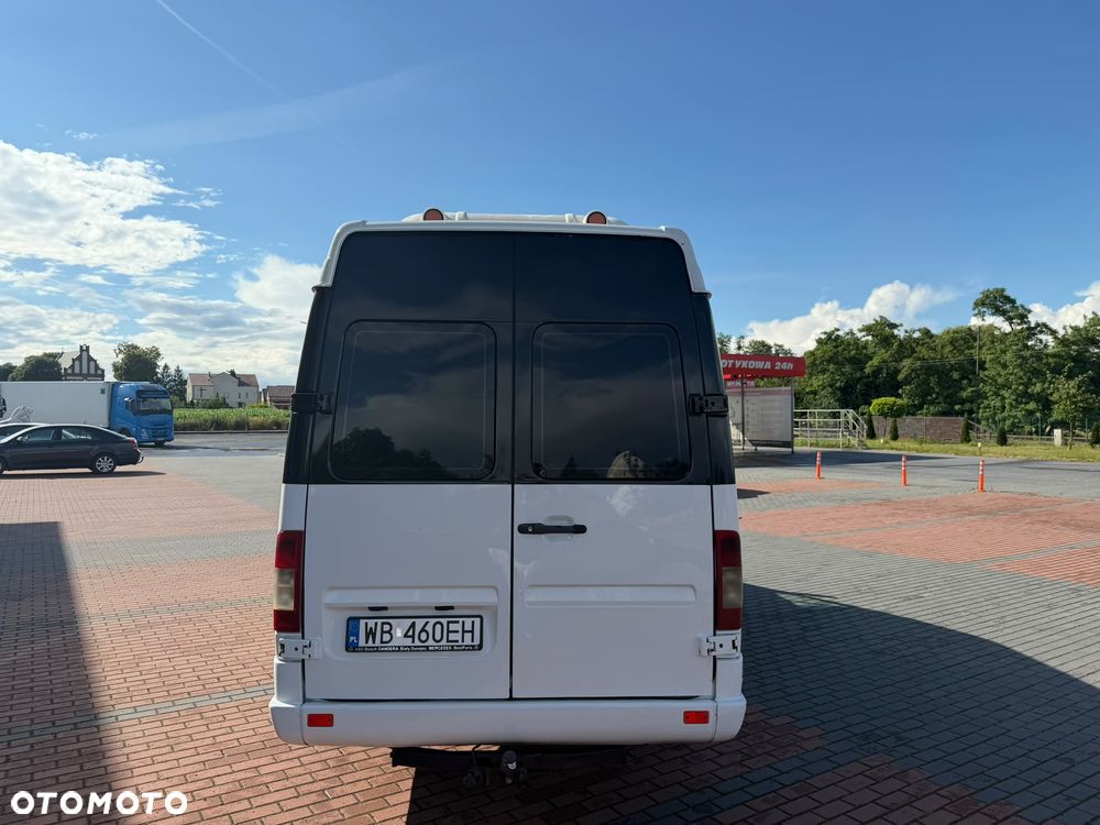 Mercedes-Benz Sprinter - 8