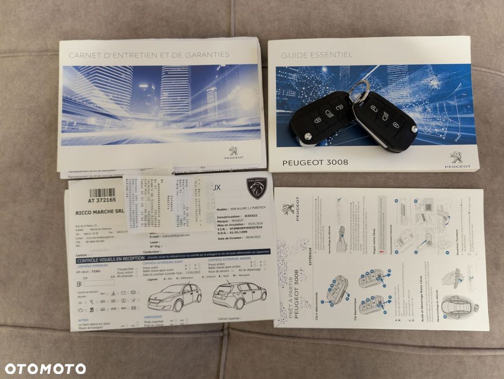 Peugeot 3008 PureTech 130 Stop & Start GPF Allure - 28