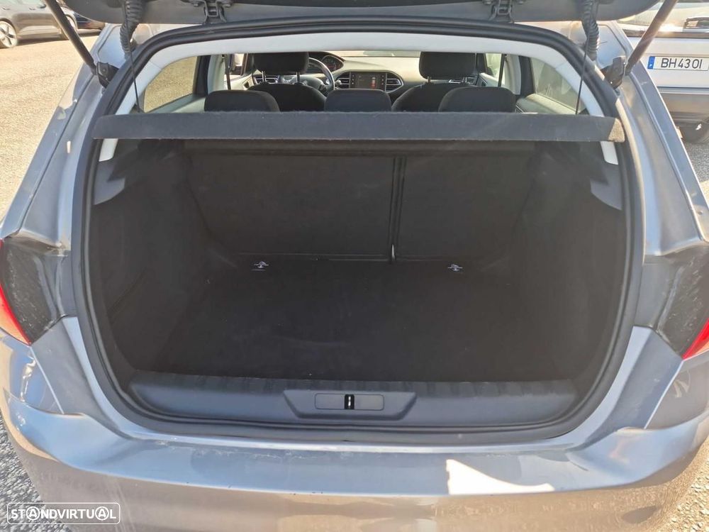 Peugeot 308 1.2 PureTech Style - 5