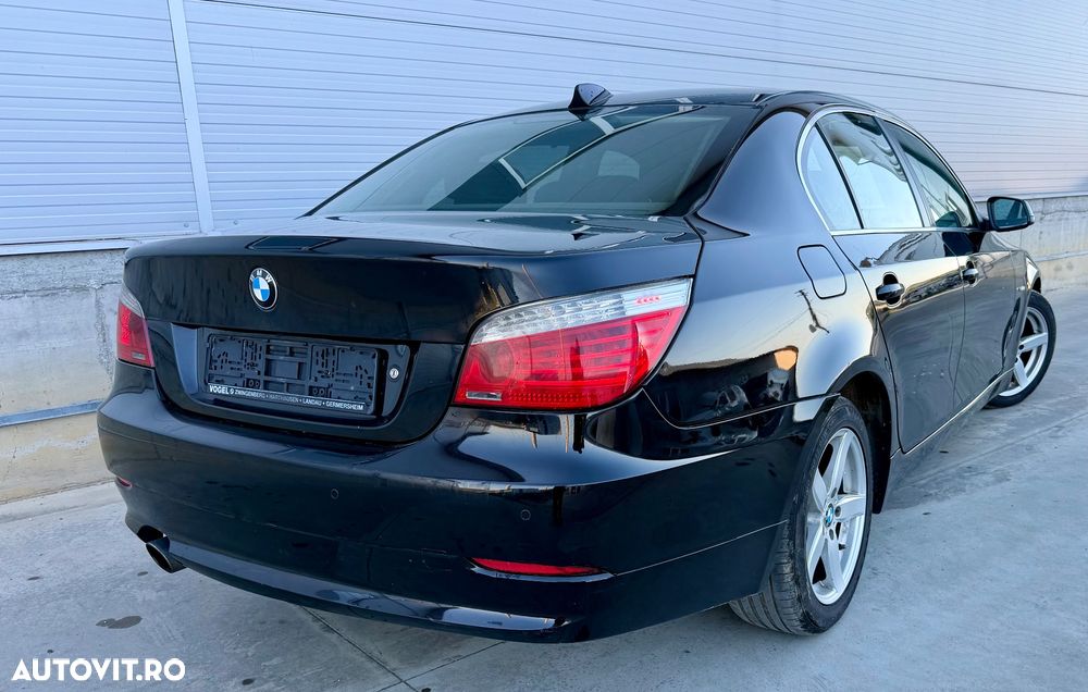 BMW Seria 5 520d Aut. Edition Lifestyle - 25