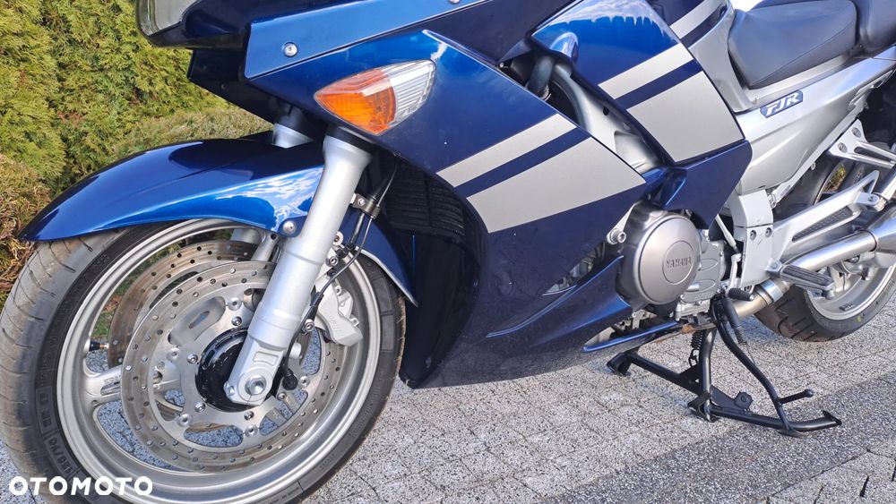 Yamaha FJR - 31