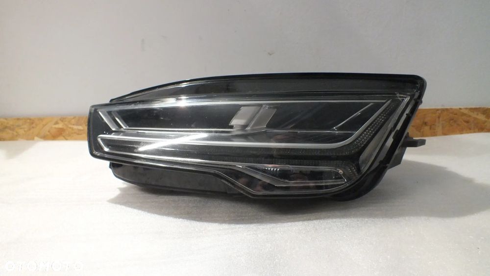 Lampa lewa Audi A7 4G8 941 035 Matrix - 1