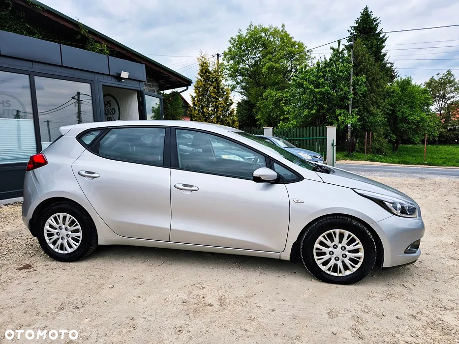 Kia Ceed Cee'd 1.4 XL - 10