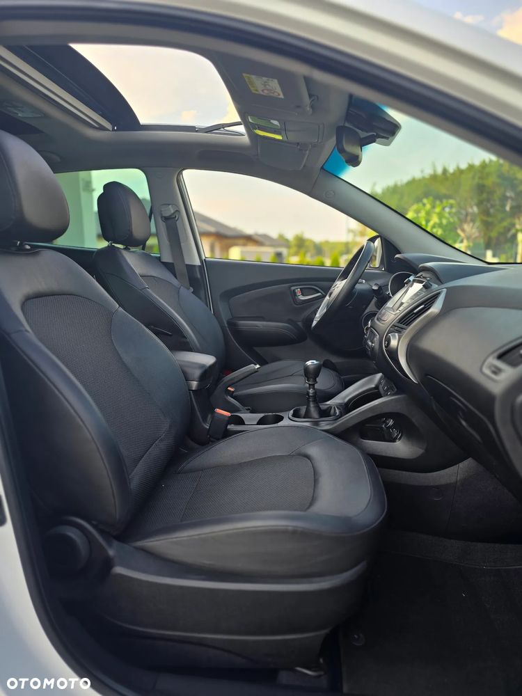 Hyundai ix35 1.7 CRDi Premium 2WD - 23
