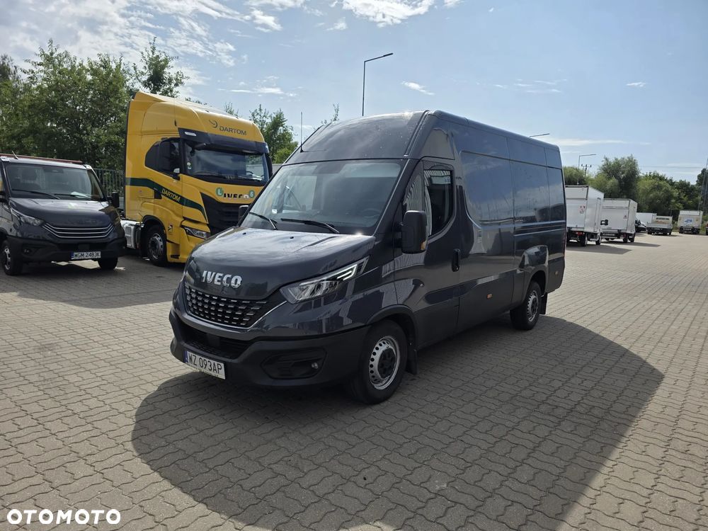 Iveco 35S18A8V L3H2 Automat Średniak Furgon Blaszak Silnik 3L 180KM Krajowy Ledy - 4