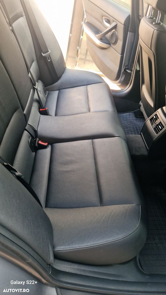 BMW Seria 3 320d - 10