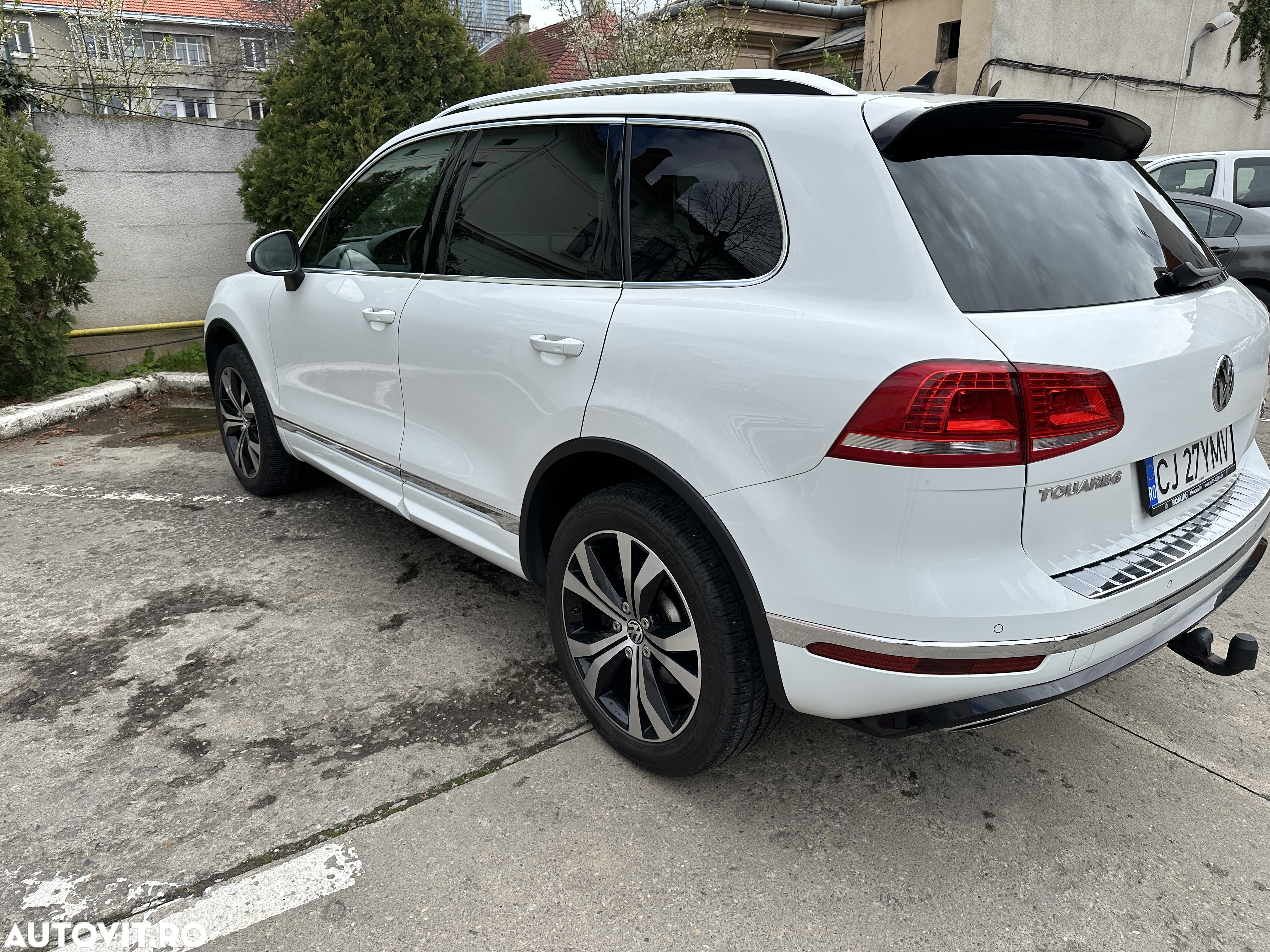 Volkswagen Touareg 3.0 V6 TDI SCR Blue Motion DPF Automatik Executive Edition - 6