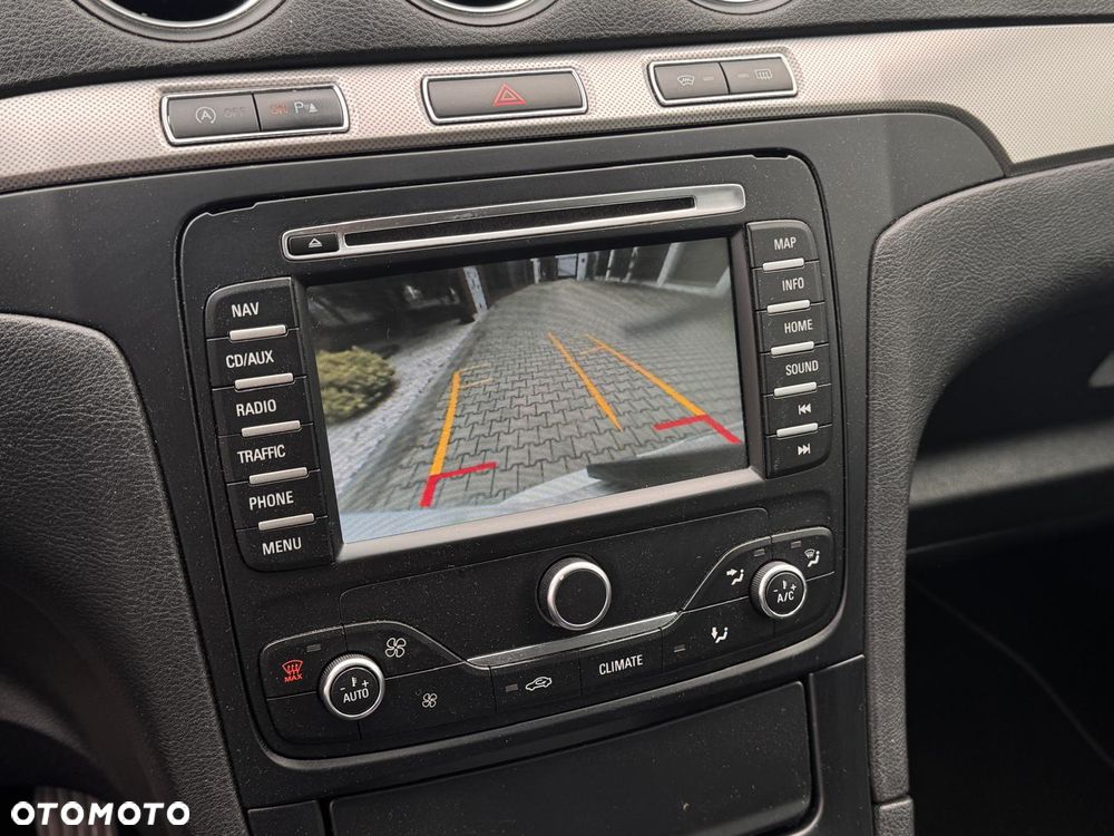 Ford S-Max - 9