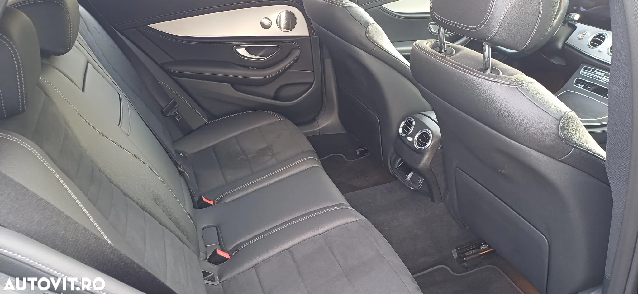 Mercedes-Benz E 300 - 15