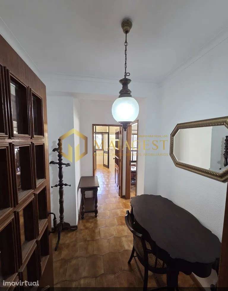 Apartamento T2 Renovado e Mobilado a 10 Minutos da Praia de Francelos - Grande imagem: 2/14