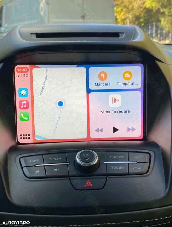 Ford Kuga 2.0 TDCi 4WD Powershift Vignale - 9