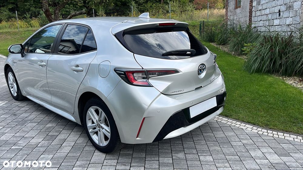 Toyota Corolla 1.8 Hybrid Team Deutschland - 2