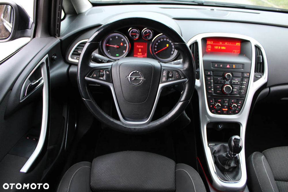 Opel Astra - 18