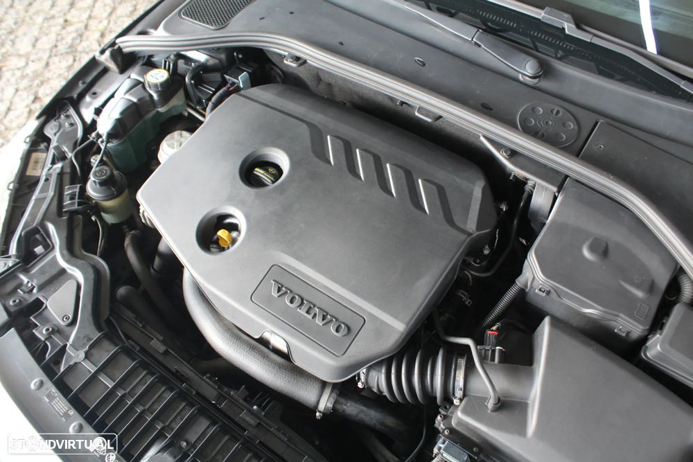 Volvo V60 1.6 D2 Momentum Eco Powershift - 33