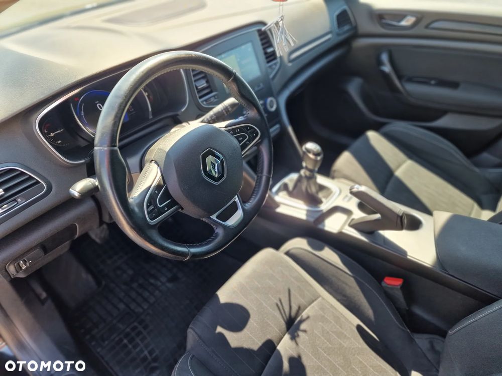 Renault Megane 1.6 SCe Limited 2018 - 19