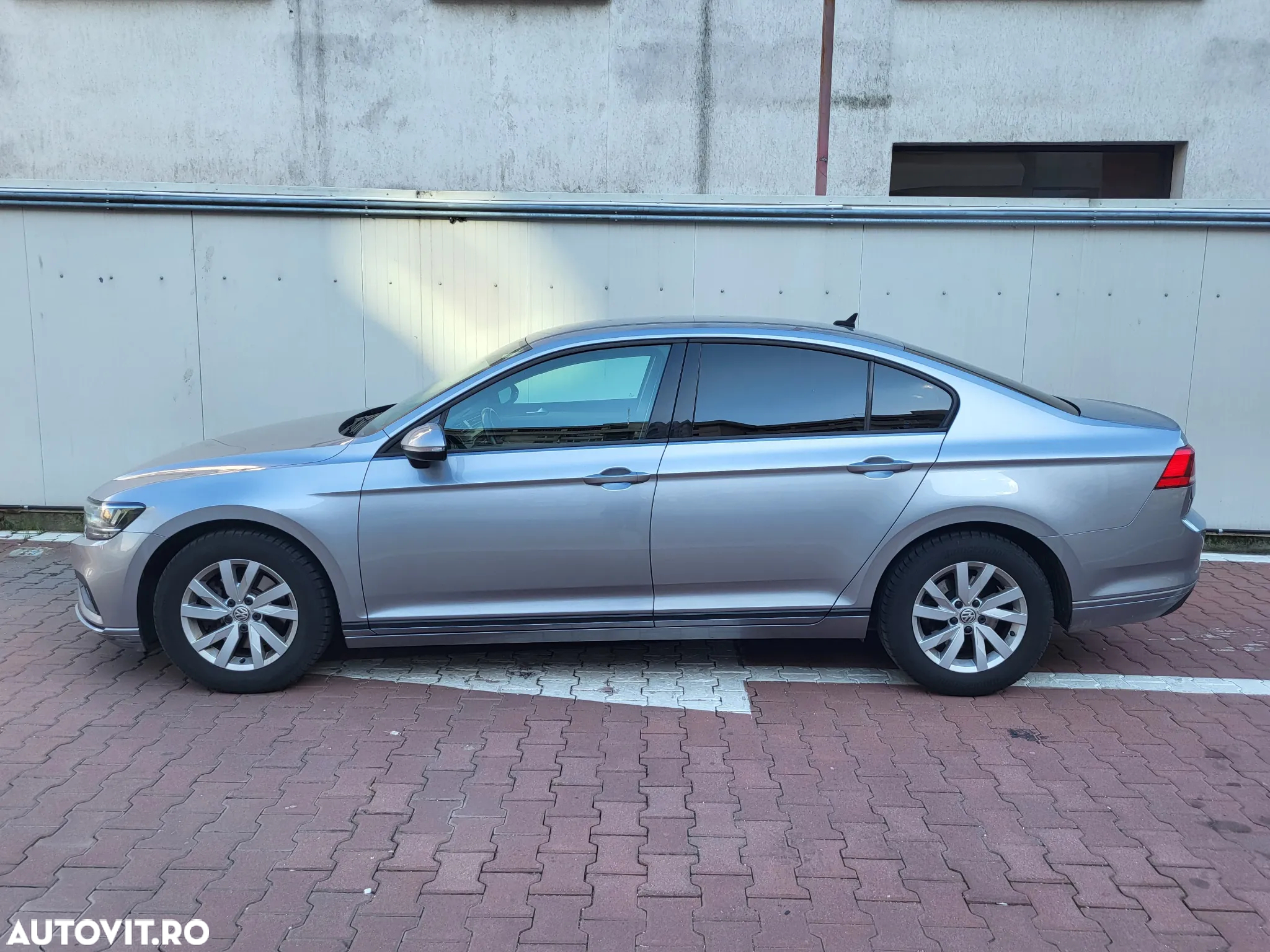 Volkswagen Passat 2.0 TDI Advance - 2