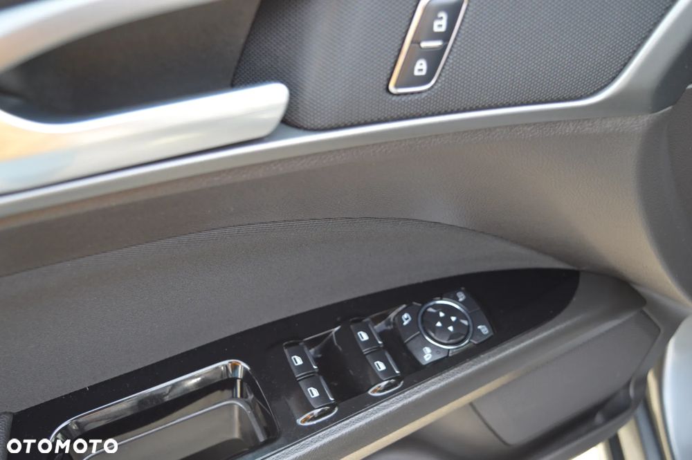 Ford Mondeo 1.5 EcoBoost Titanium - 22