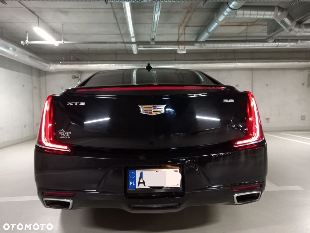 Cadillac XTS - 2