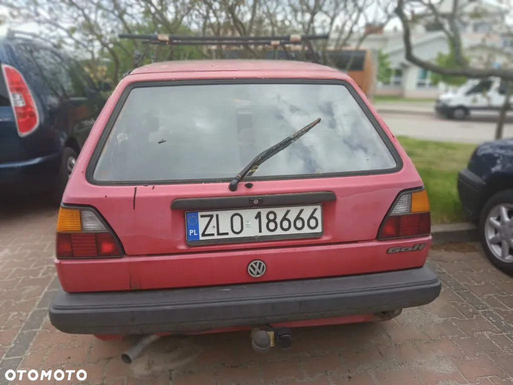 Volkswagen Golf - 5