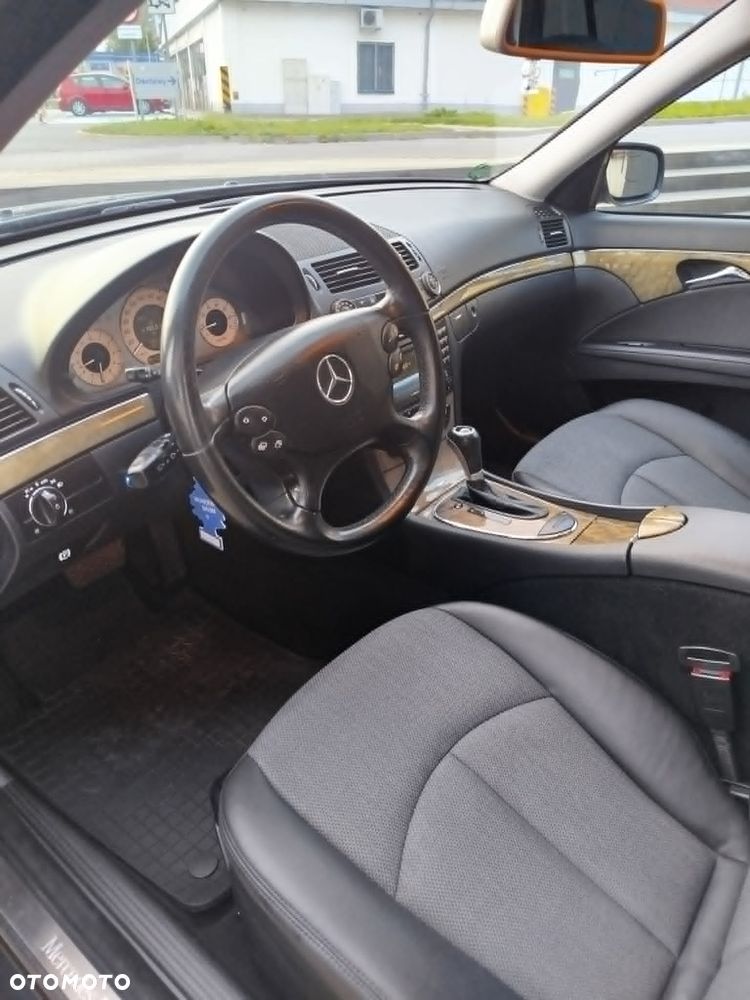 Mercedes-Benz Klasa E 200 Kompressor Automatik Avantgarde - 16