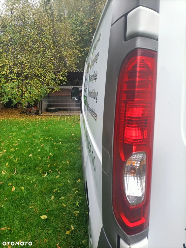 Renault Trafic - 9