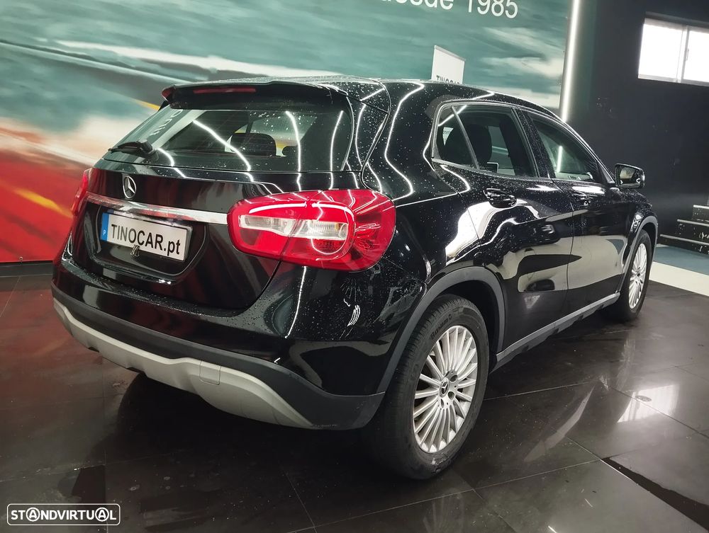 Mercedes-Benz GLA 180 d - 5