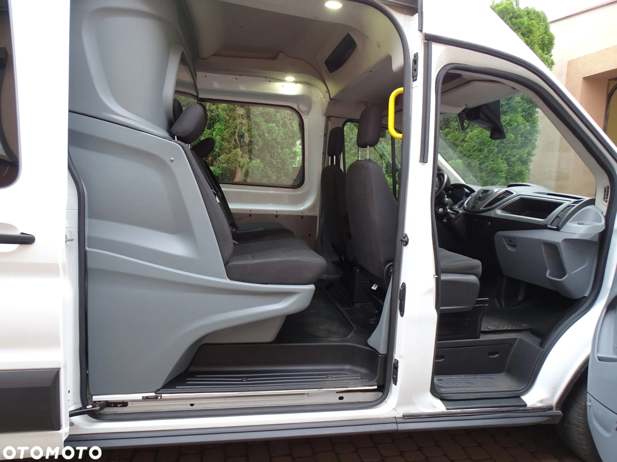 Ford TRANSIT 2,2 TDCI 155 KONI ,5-OSÓB + PAKA  ,BRYGADÓWKA, KLIMATYZACJA , ŁADNY ! - 6