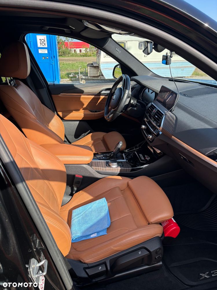 BMW X3 xDrive20d Luxury Line - 9