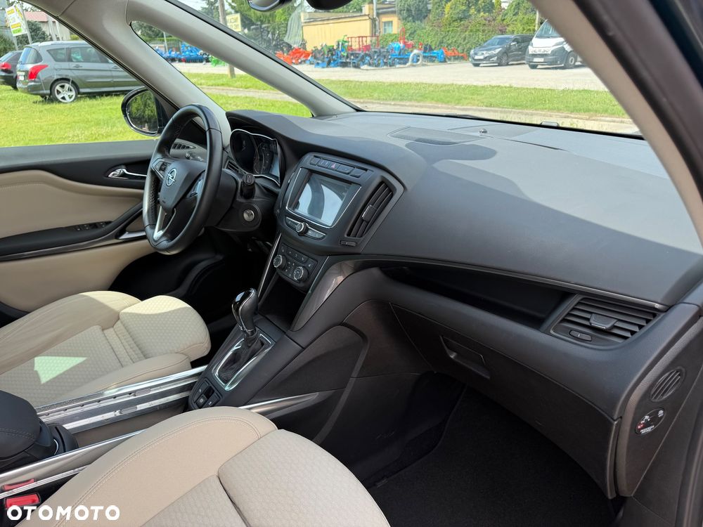 Opel Zafira 1.4 T Cosmo - 33