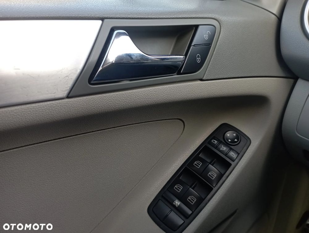 Mercedes-Benz ML 280 CDI 4-Matic - 23