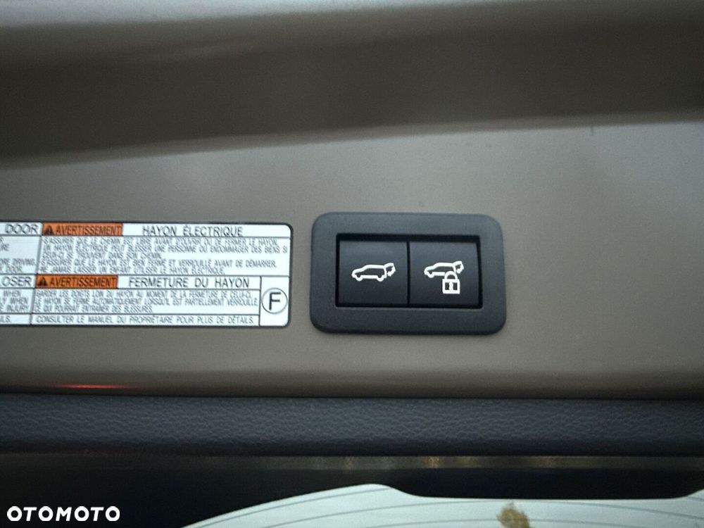 Toyota Corolla Cross 2.0 Hybrid Executive - 19