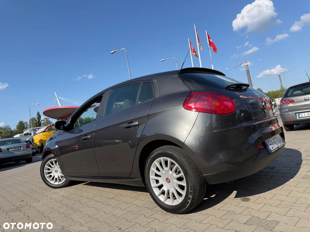 Fiat Bravo 1.4 T-JET 16V Dynamic - 24