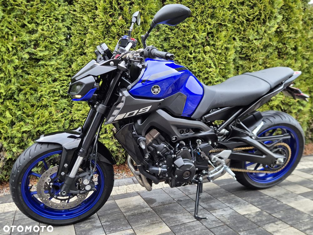 Yamaha MT - 4