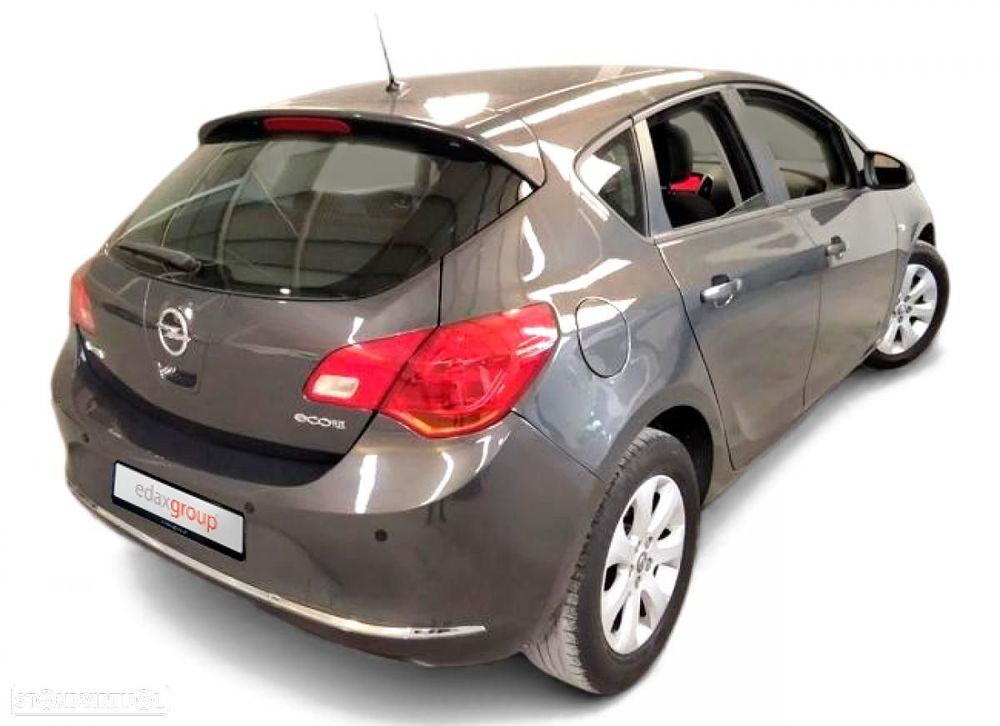 Opel Astra - 2