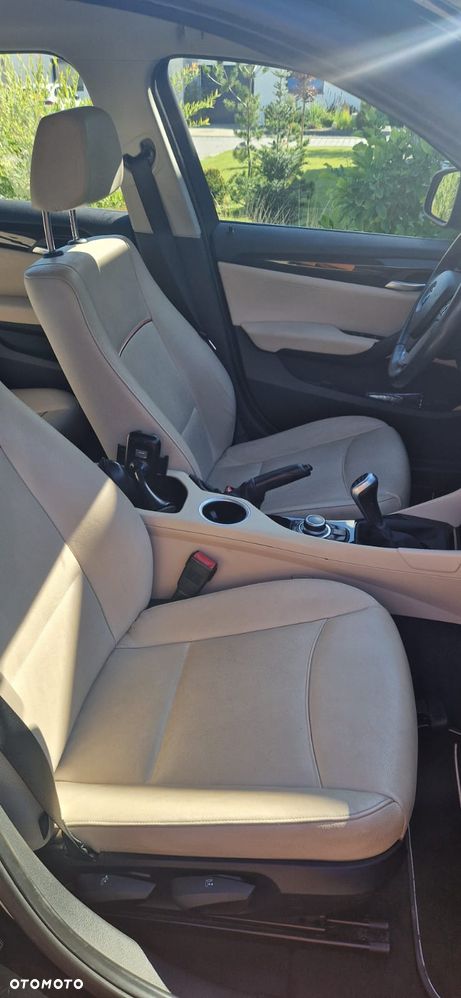 BMW X1 xDrive18d - 9