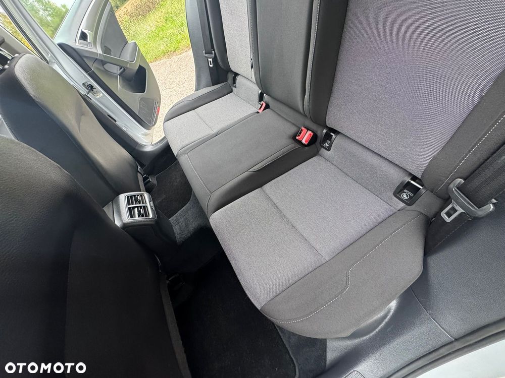 Volkswagen Golf VII 1.6 TDI BMT Comfortline - 25