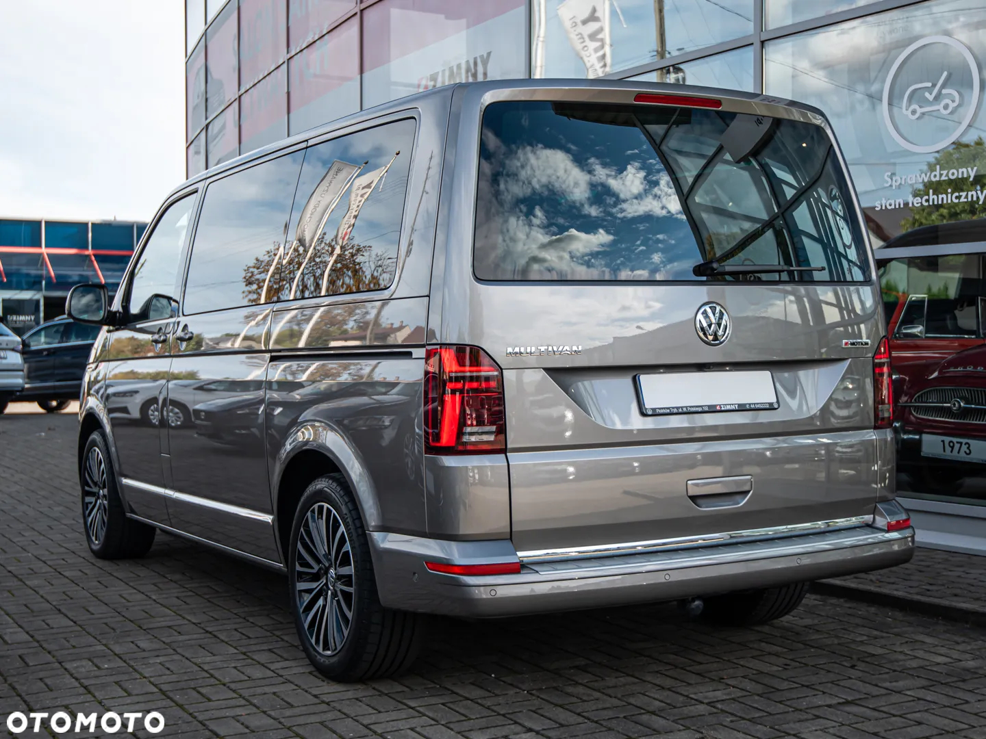 Volkswagen Multivan 6.1 2.0 TDI L1 Highline 4Motion DSG - 32