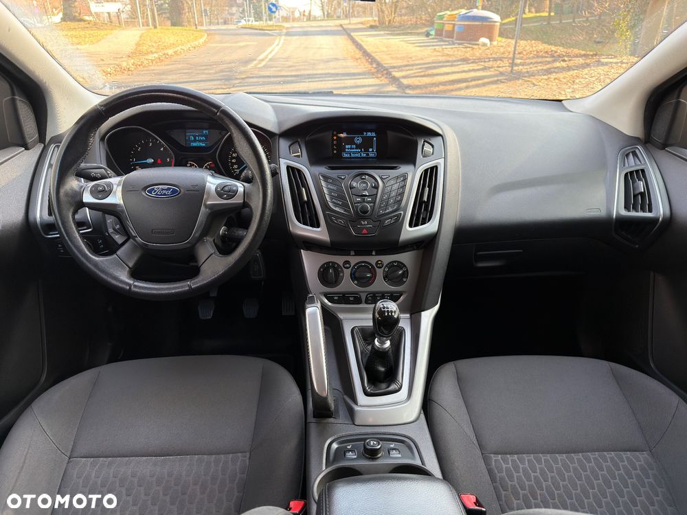 Ford Focus 1.6 TDCi DPF Trend - 13