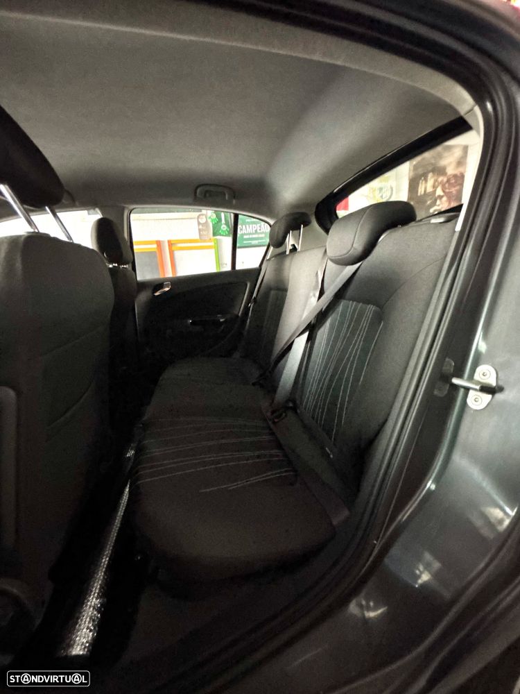Opel Corsa 1.2 Enjoy - 11