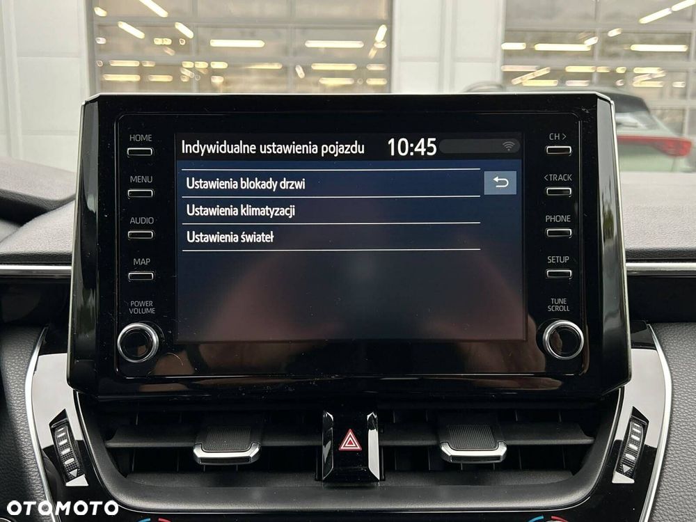 Toyota Corolla 2.0 Hybrid Comfort - 29