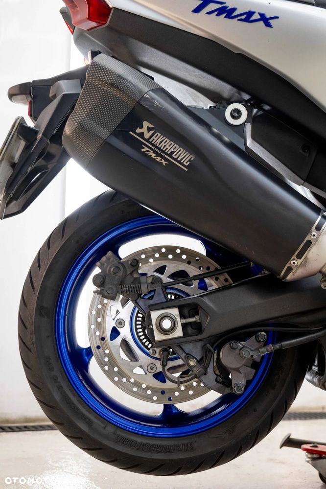 Yamaha Tmax - 37