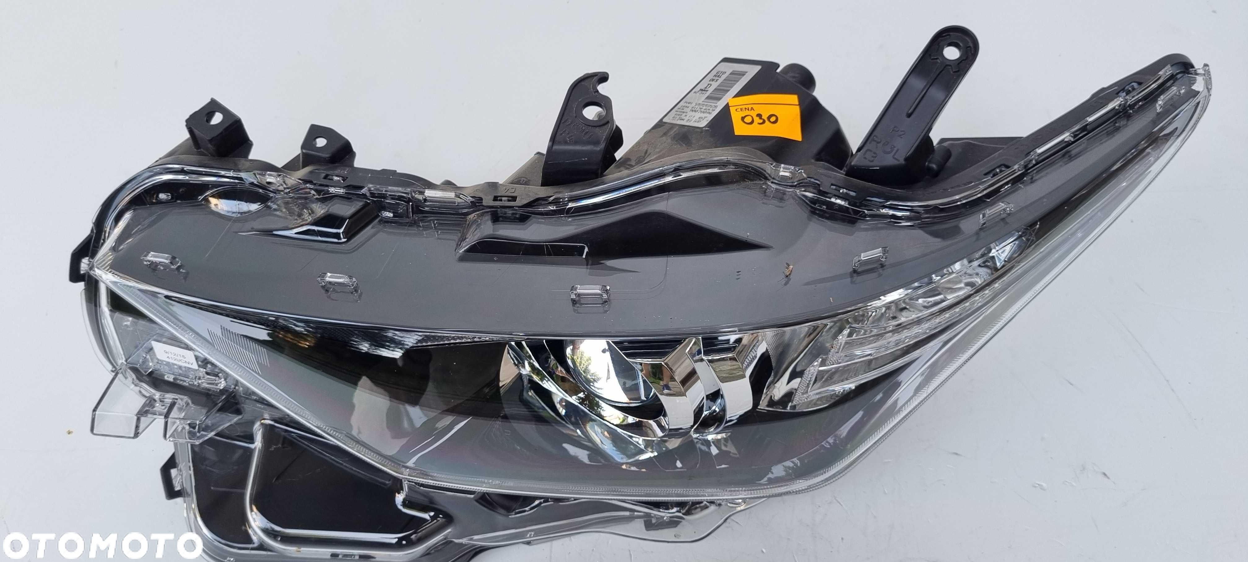 TOYOTA Auris  12-18 Soczewka Lampa Reflektor Lewy Kraków - 2