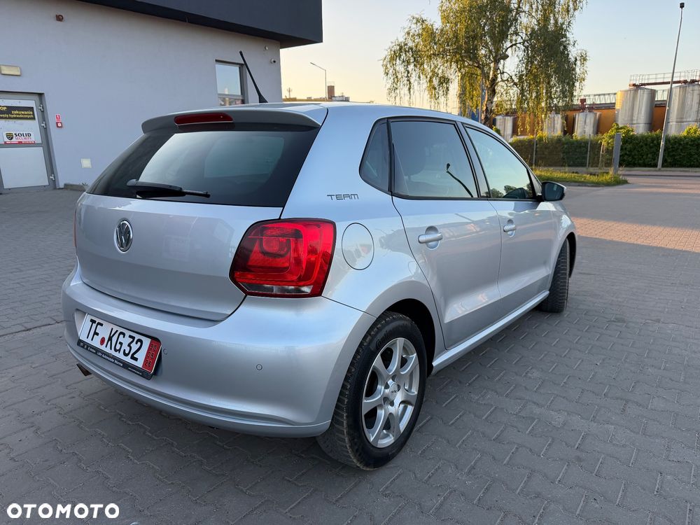 Volkswagen Polo - 11
