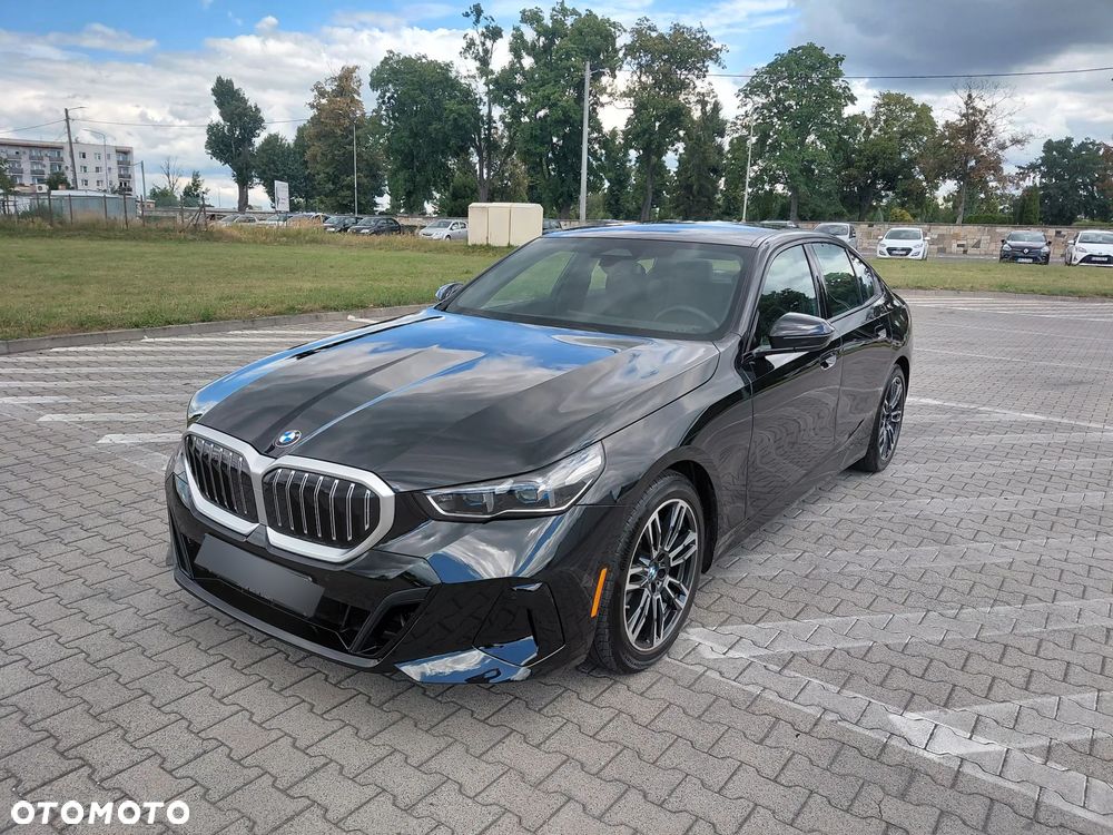 BMW Seria 5 530i mHEV M Sport sport - 1