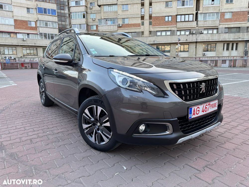 Peugeot 2008 PureTech 110 Stop&Start EAT6 Allure - 33